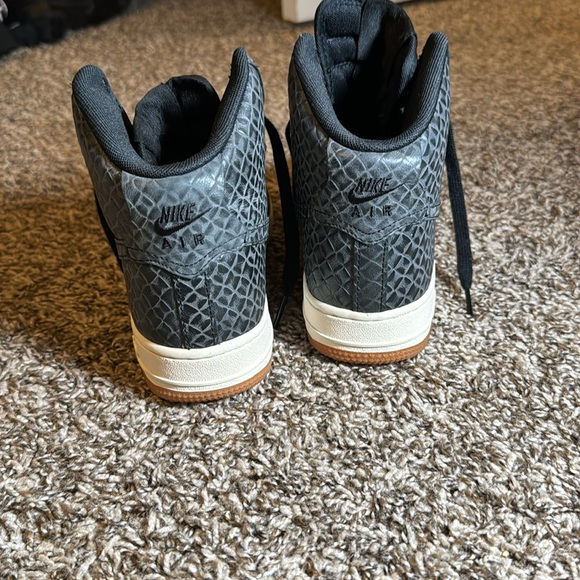 Wmns Air Force 1 Hi Premium 'Croc Black Gum' - Picture 4 of 5